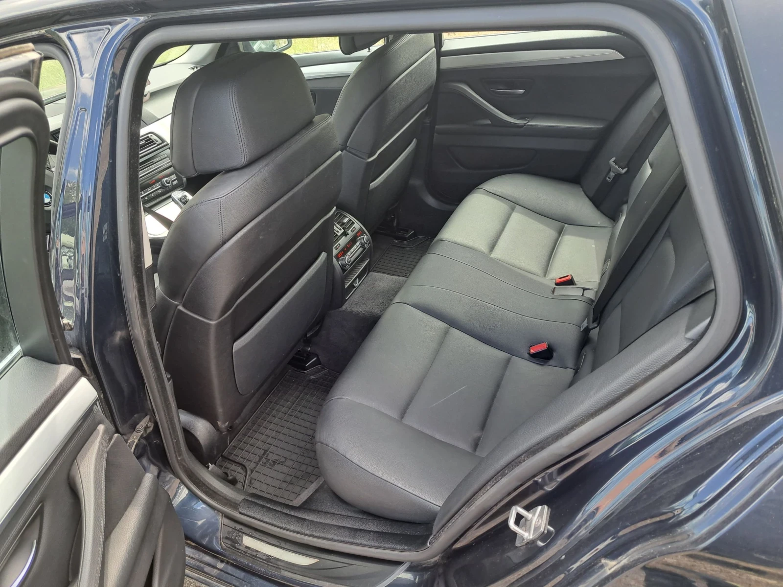 BMW 530, снимка 7 - Автомобили и джипове - 56313741
