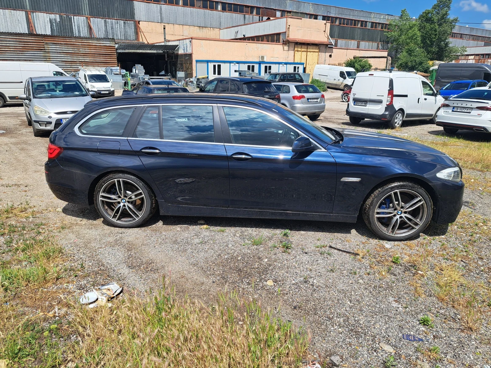 BMW 530, снимка 4 - Автомобили и джипове - 56313741