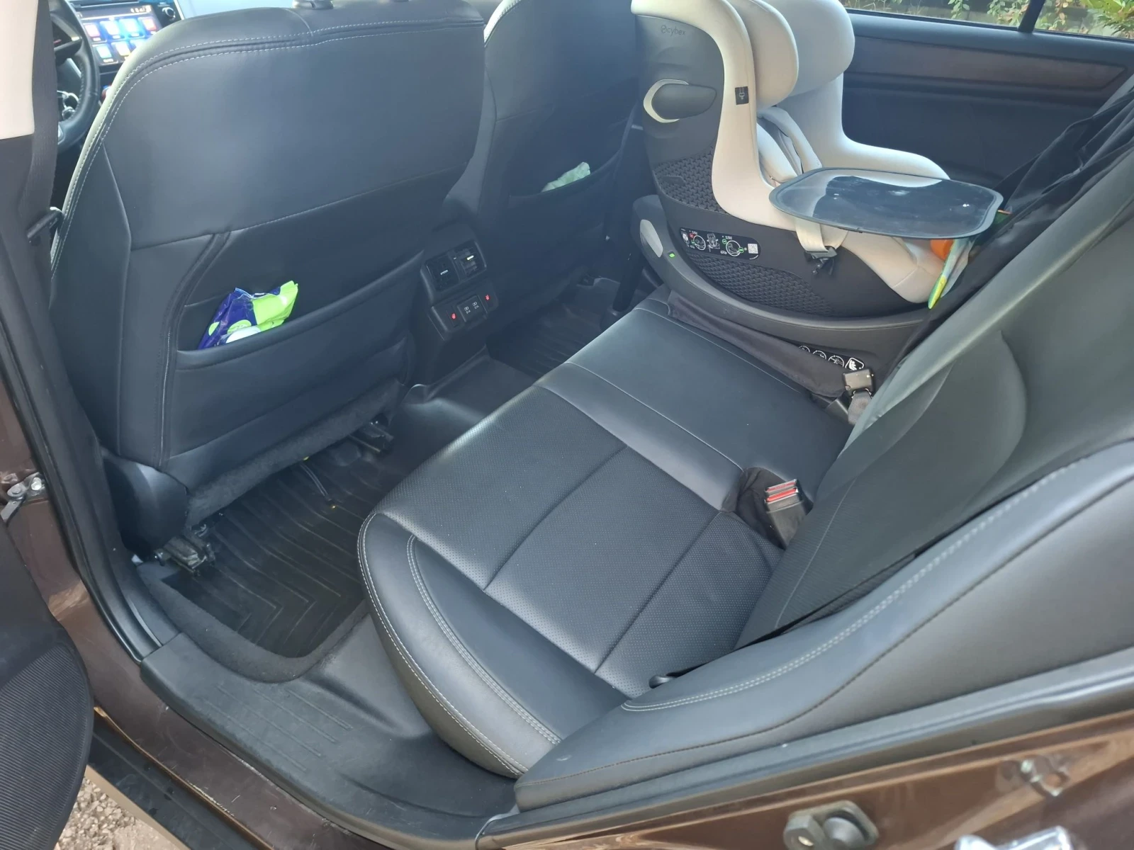 Subaru Outback Limited 3.6R AWD, снимка 11 - Автомобили и джипове - 56630801