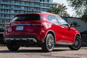 Mercedes-Benz GLA 250 4 MATIC * АвтоКредит (ЦЕНА ДО БГ), снимка 3