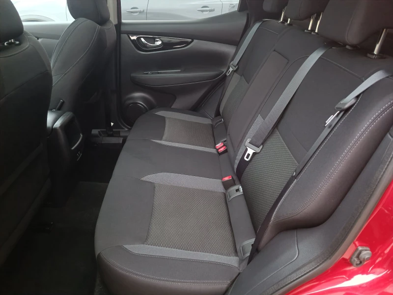 Nissan Qashqai 1.5 dCi Face * TOP* , снимка 12 - Автомобили и джипове - 52187622