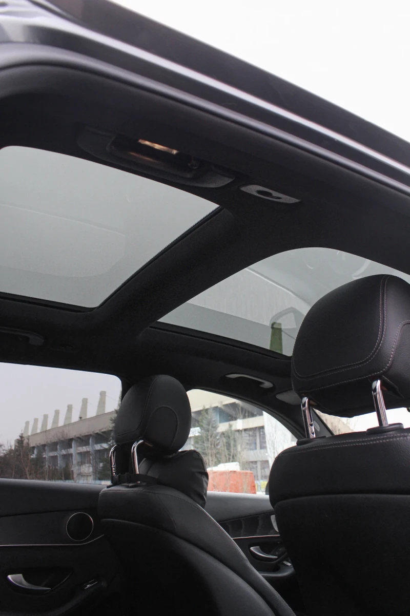 Mercedes-Benz GLC 300 AMG* 4MATIC* PANORAMA* ЛИЗИНГ, снимка 16 - Автомобили и джипове - 53132369