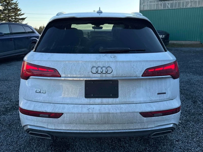 Audi Q5 * PROGRESSIV * CARFAX * DISTRONIC * PANO, снимка 5 - Автомобили и джипове - 53424868