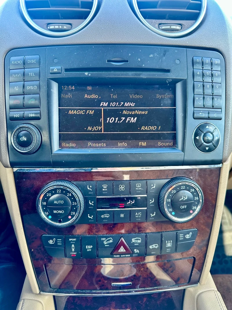 Mercedes-Benz ML 350 350 cdi Last edition Distronic, снимка 15 - Автомобили и джипове - 53444105