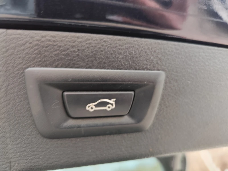 BMW X6 xDRIVE 30D* M SPORT* NAVI* 360* ADAPTIVE LED* , снимка 12 - Автомобили и джипове - 53563429