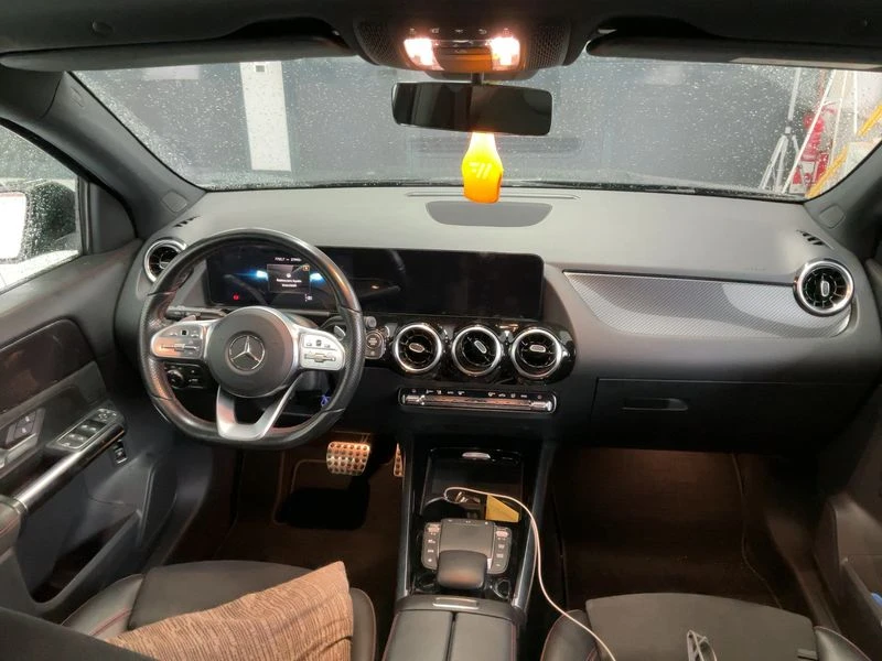 Mercedes-Benz GLA 200 d AMG Line, снимка 11 - Автомобили и джипове - 53425529