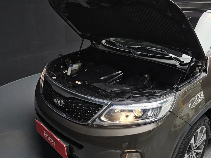Kia Sorento 2.0 2WD, снимка 6 - Автомобили и джипове - 54264150