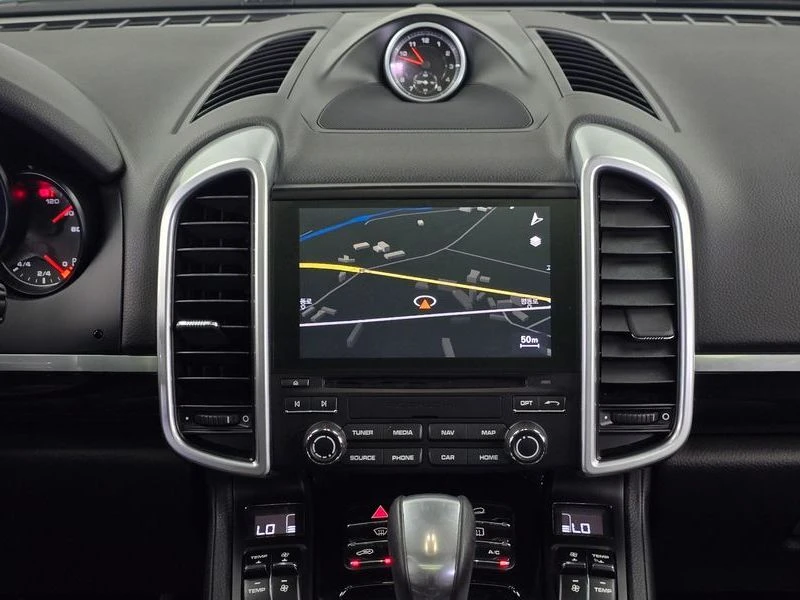 Porsche Cayenne 3.0 Diesel Platium Edition| 245к.с.| ВКЛ.ТЕХНОТЕСТ, снимка 12 - Автомобили и джипове - 55197482