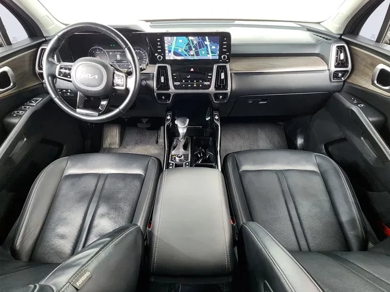 Kia Sorento 2.2 CRDI 4WD - САМО 30% АВАНС, снимка 7 - Автомобили и джипове - 55899870