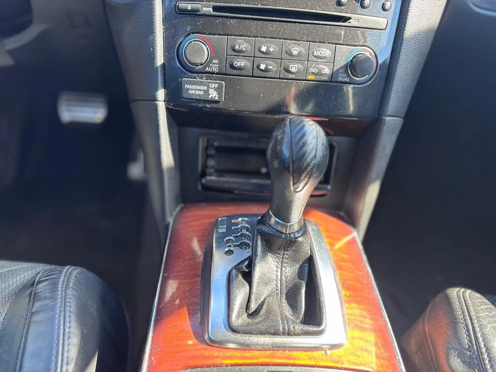 Infiniti QX70, снимка 15 - Автомобили и джипове - 53782355