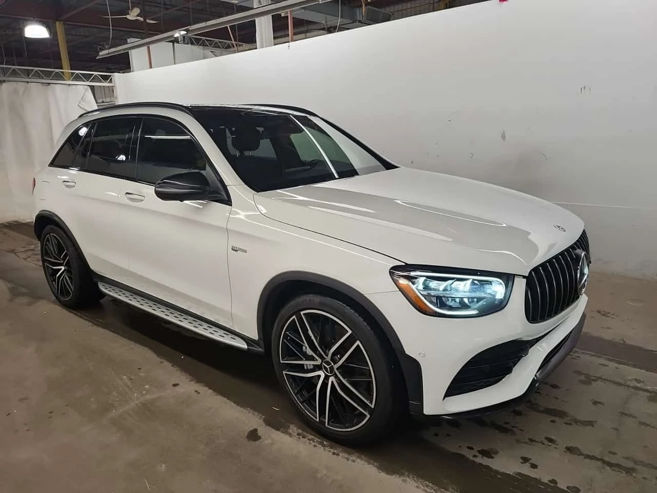 Mercedes-Benz GLC * AMG 43 * CARFAX * ЦЕНА ДО БГ, снимка 3 - Автомобили и джипове - 53928300