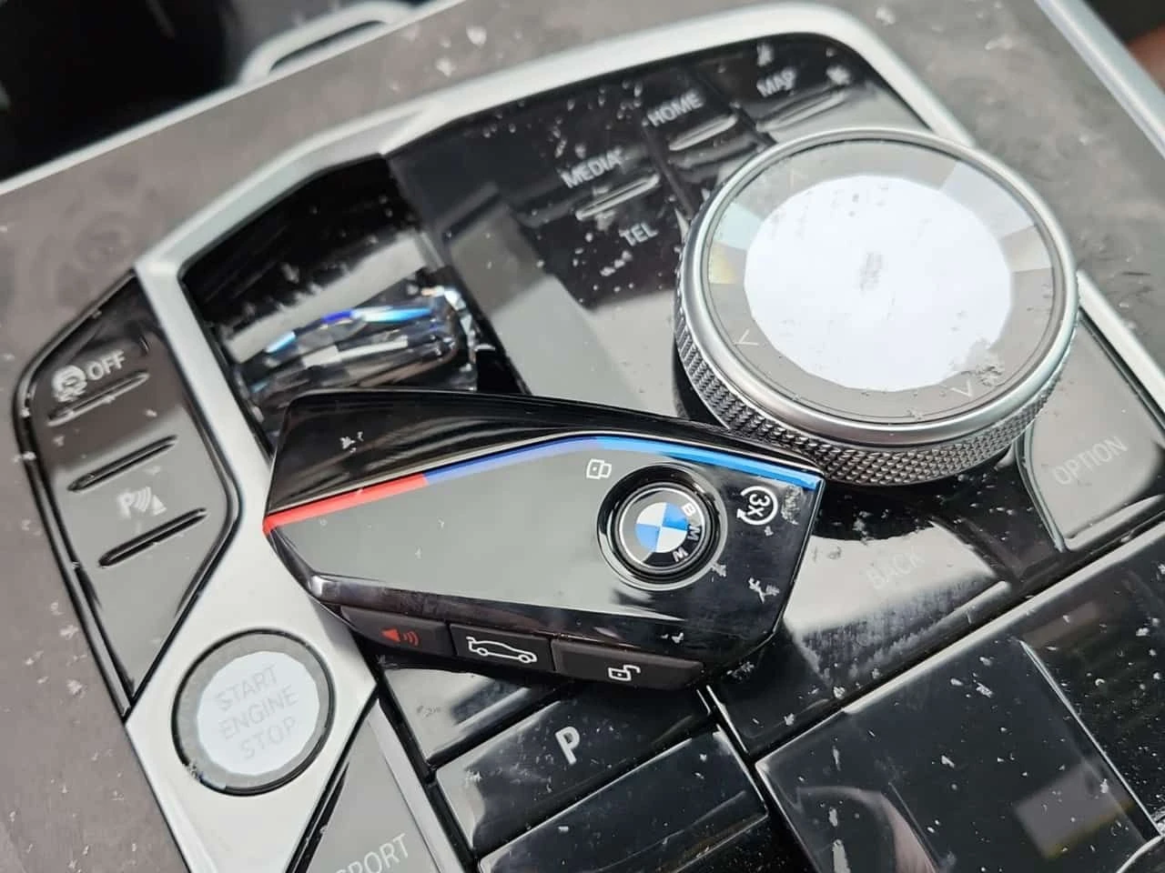 BMW X5  | XDRIVE40I | DISTRONIC | HEAD-UP | SWAROVSKI , снимка 7 - Автомобили и джипове - 53944909