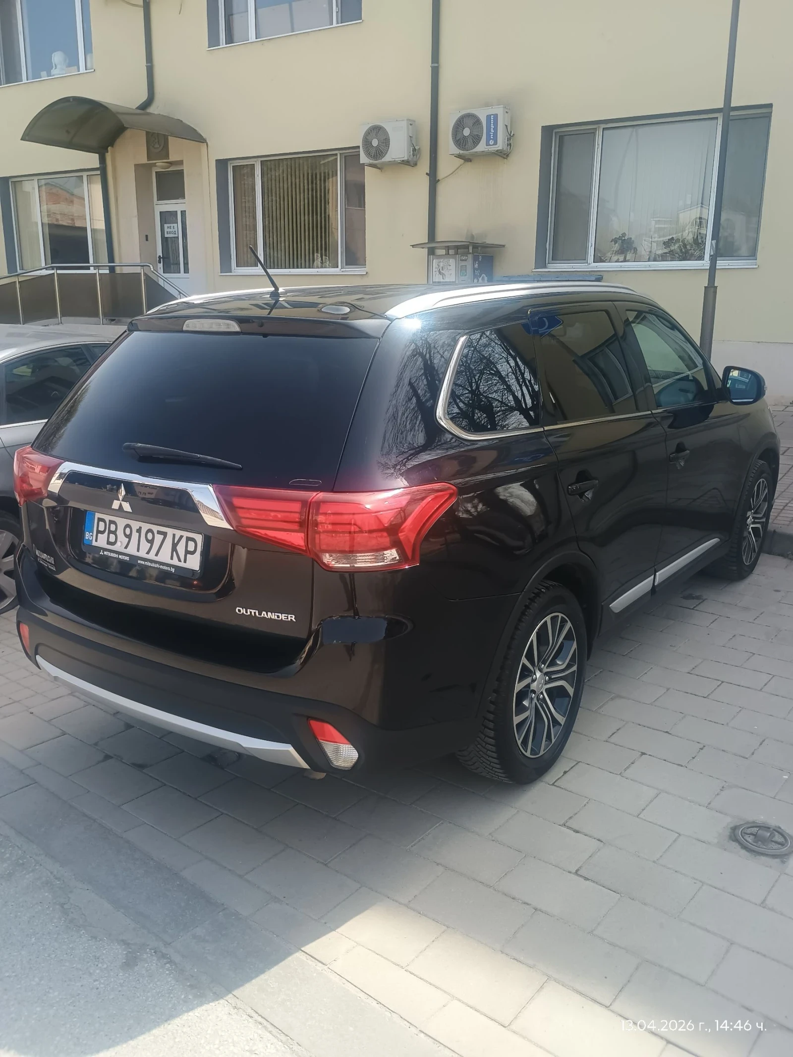 Mitsubishi Outlander БГ 4х4 7 МЕСТА, снимка 10 - Автомобили и джипове - 54180686