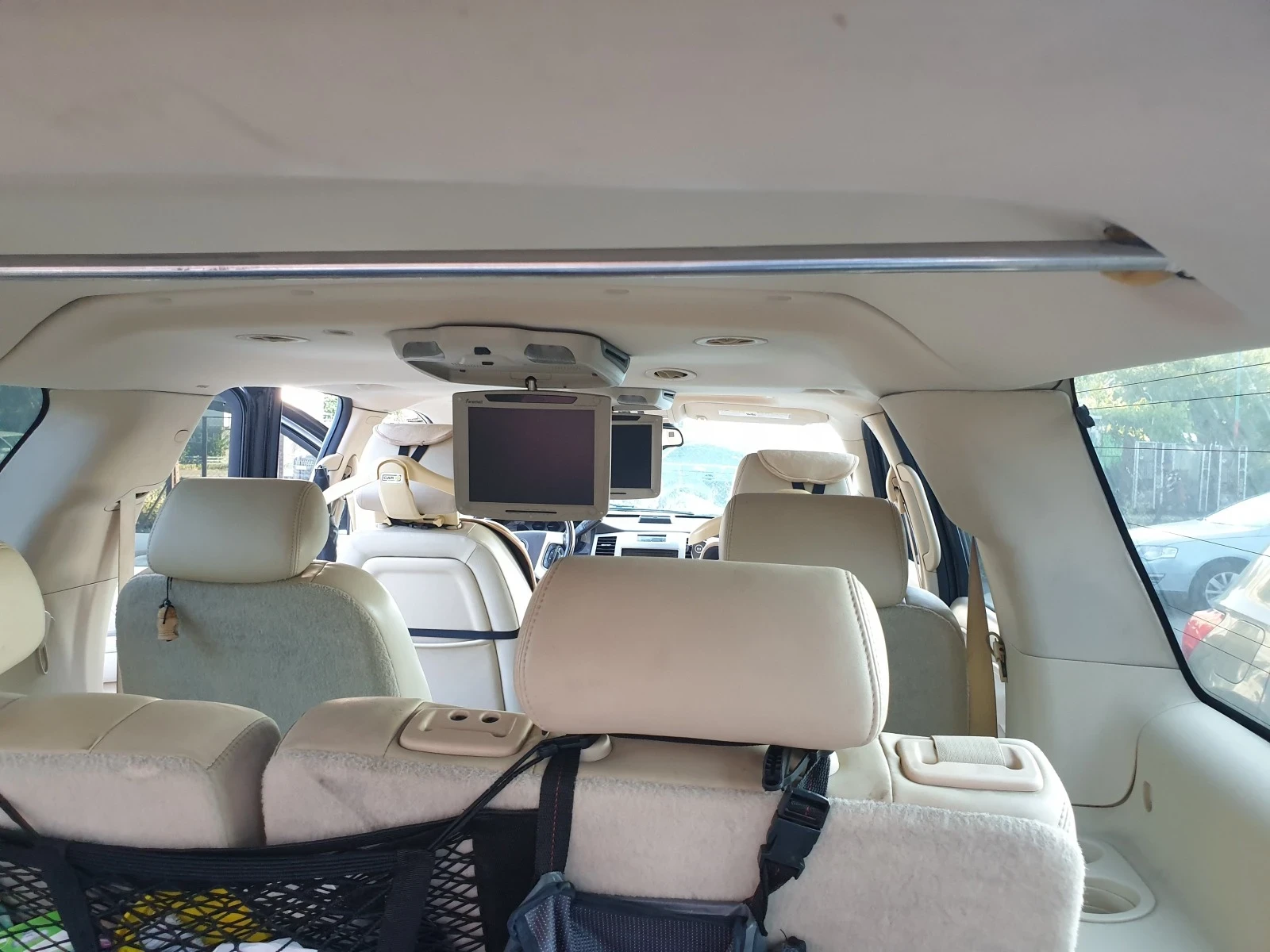 Cadillac Escalade, снимка 10 - Автомобили и джипове - 54412868