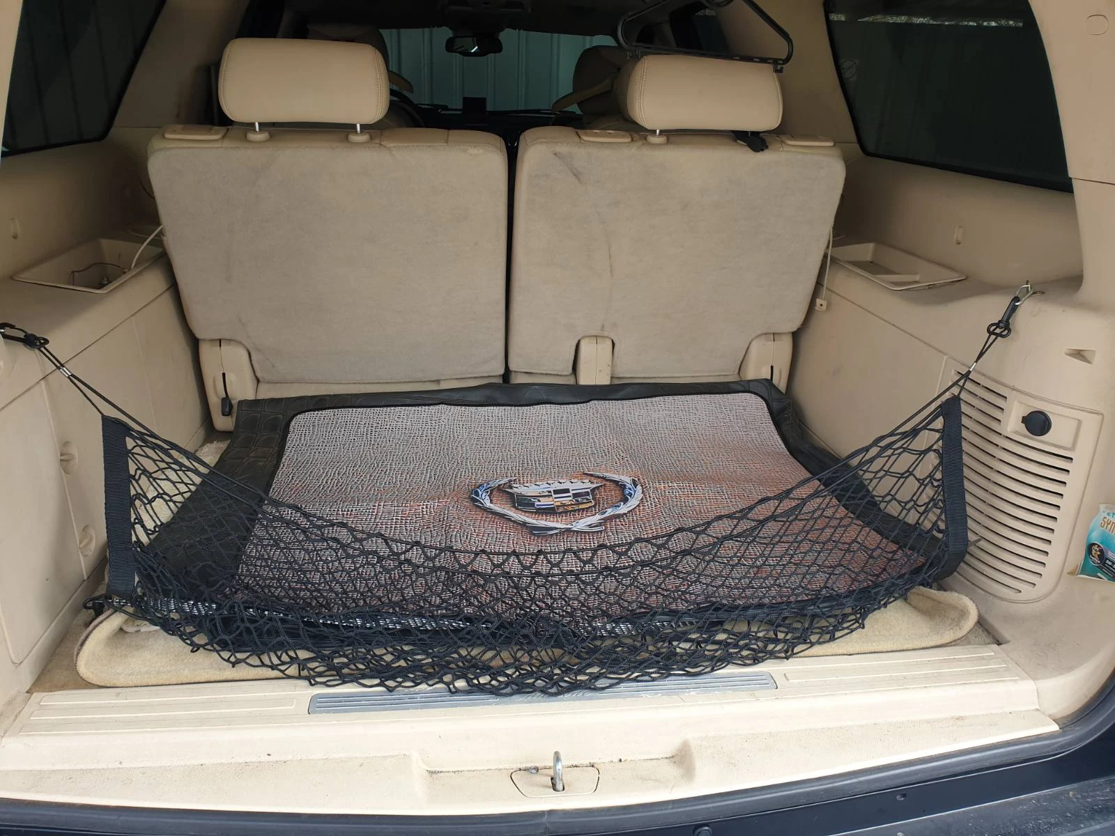 Cadillac Escalade, снимка 16 - Автомобили и джипове - 54412868