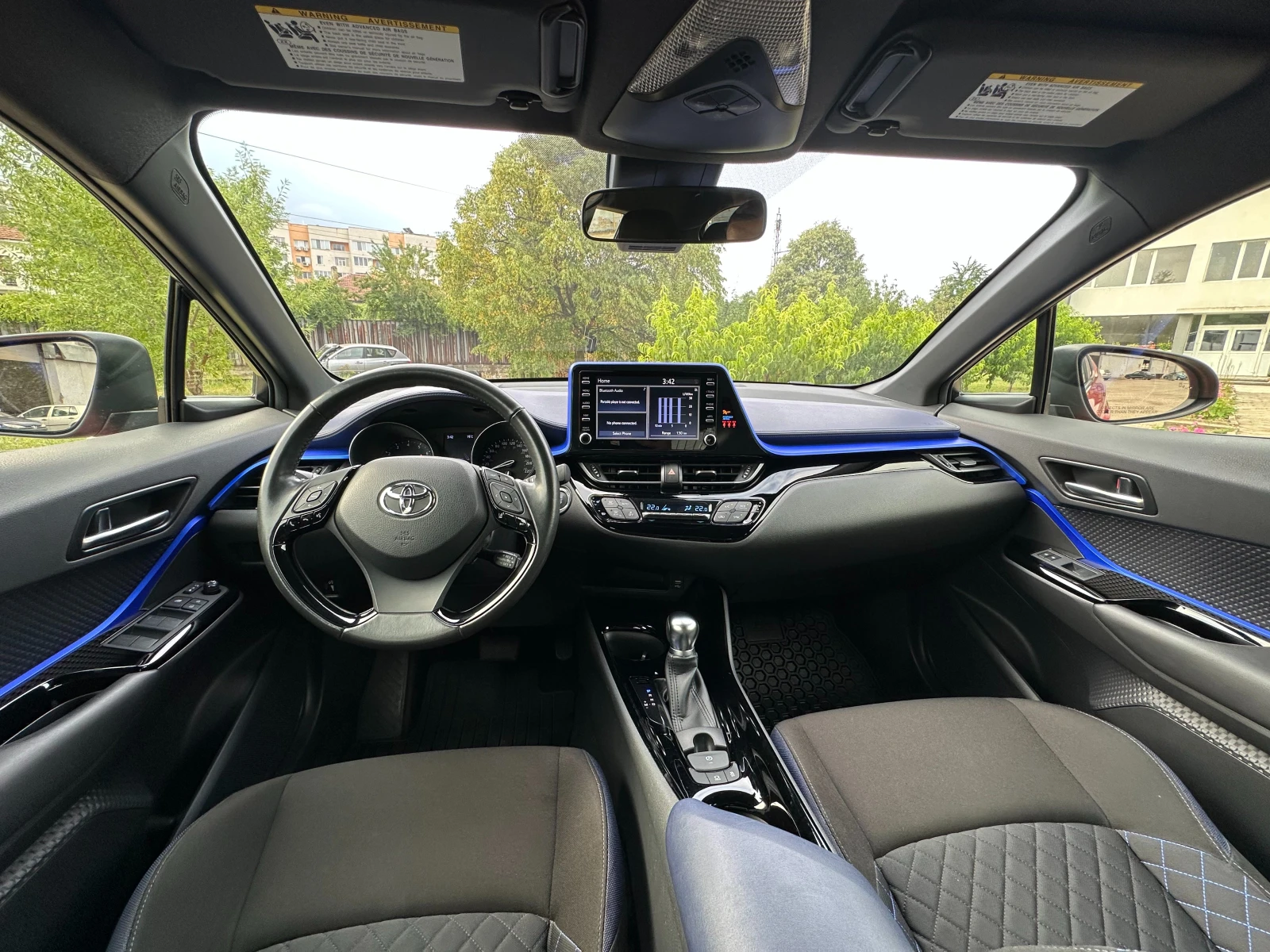 Toyota C-HR 2.0, снимка 11 - Автомобили и джипове - 55155418