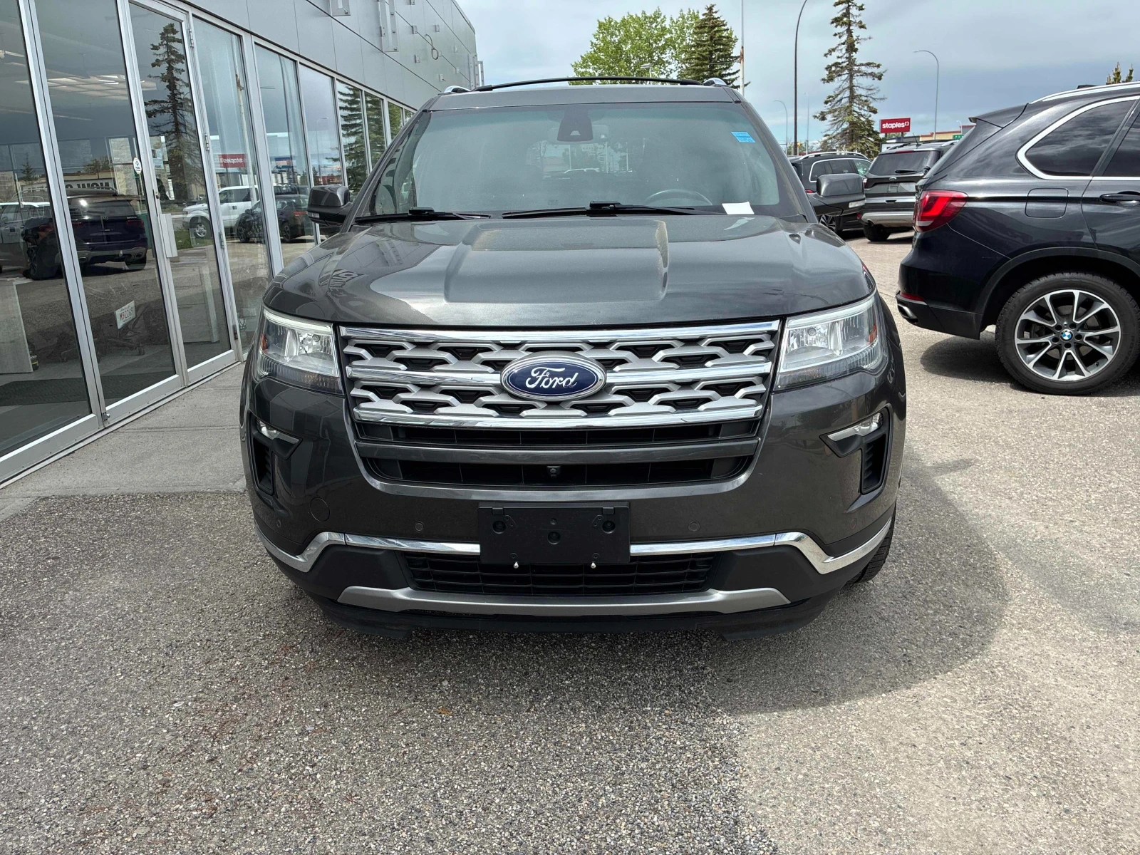 Ford Explorer Limited/ОБДУХВАНЕ/7МЕСТЕН/ПАНОРАМА/CARFAX, снимка 3 - Автомобили и джипове - 55165140