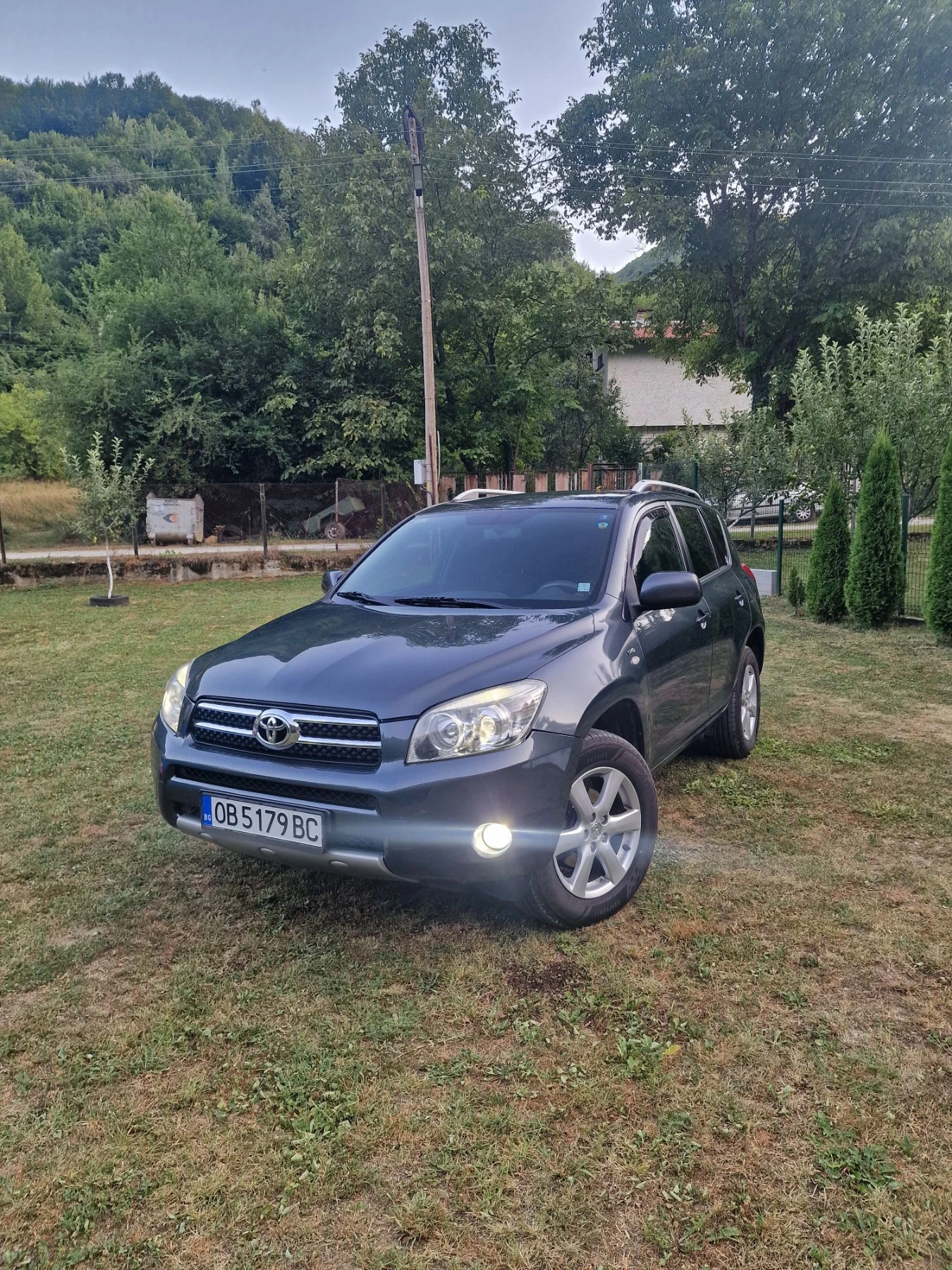 Toyota Rav4, снимка 8 - Автомобили и джипове - 55630343