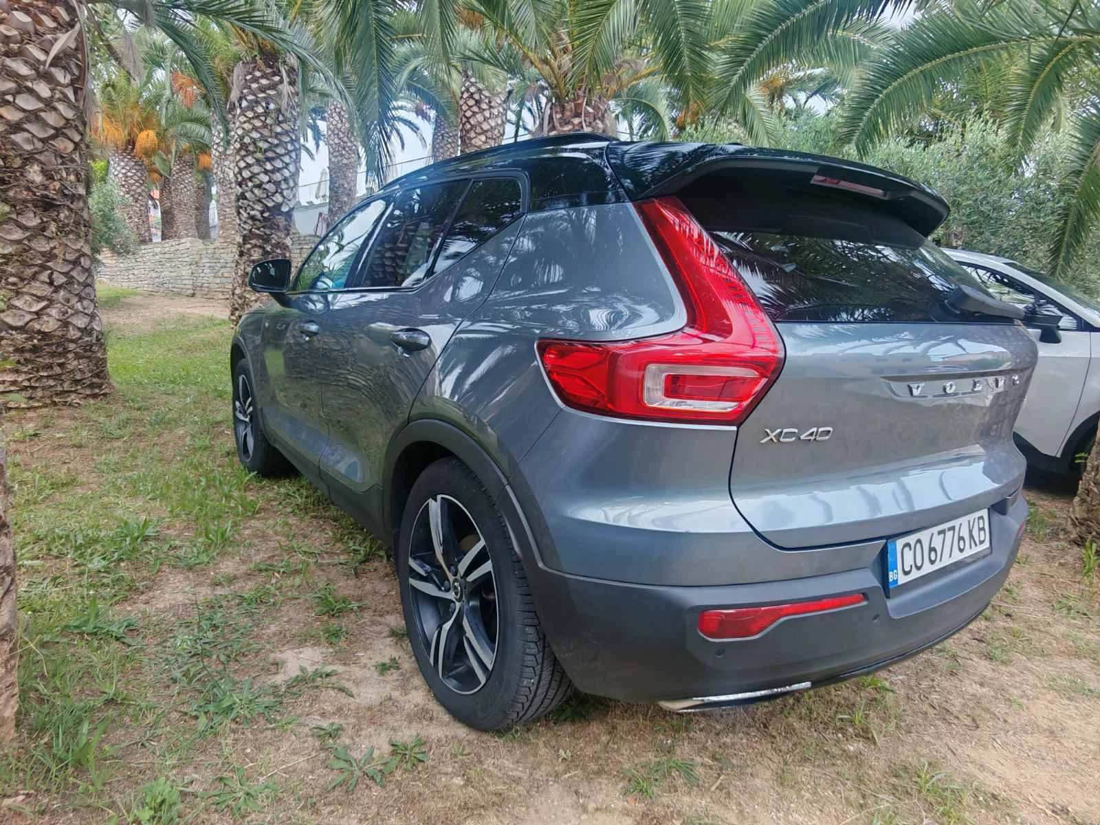 Volvo XC40 D3 R-design, снимка 5 - Автомобили и джипове - 56222289