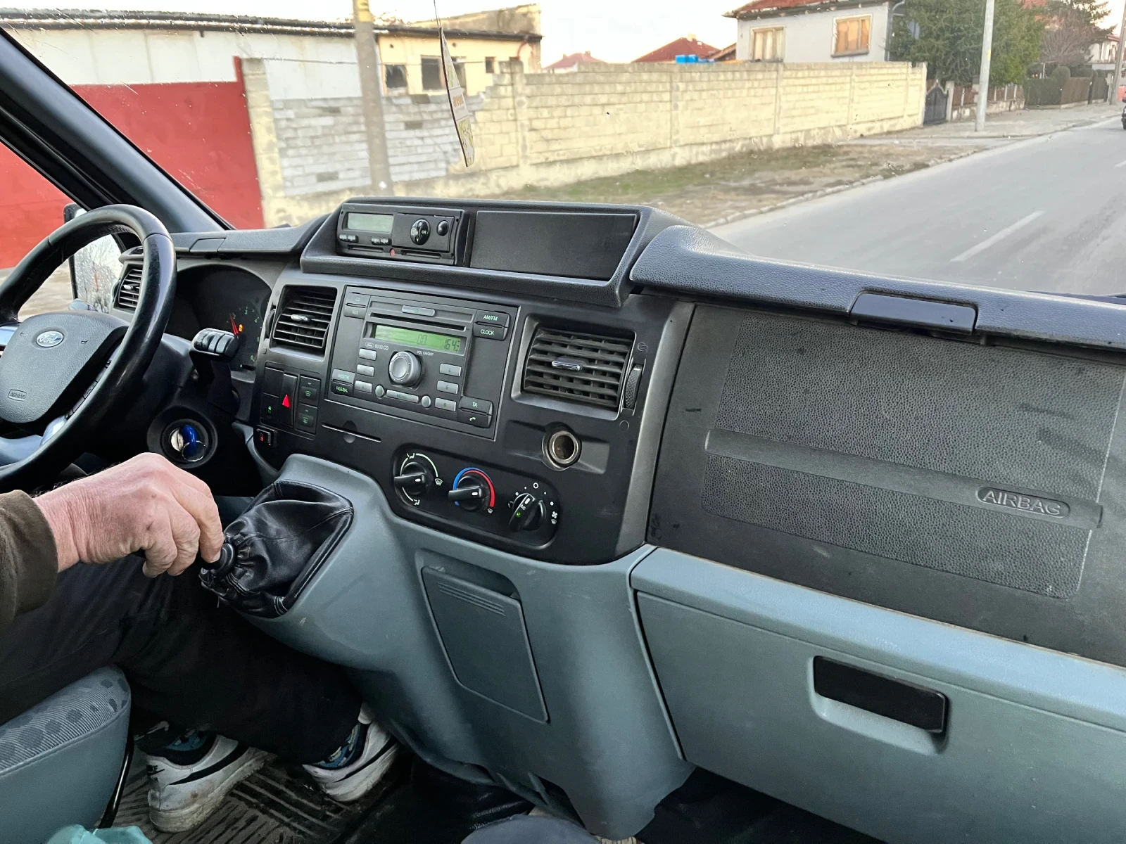 Ford Transit 2.2 ДЪЛГА БАЗА 140кс - изображение 9