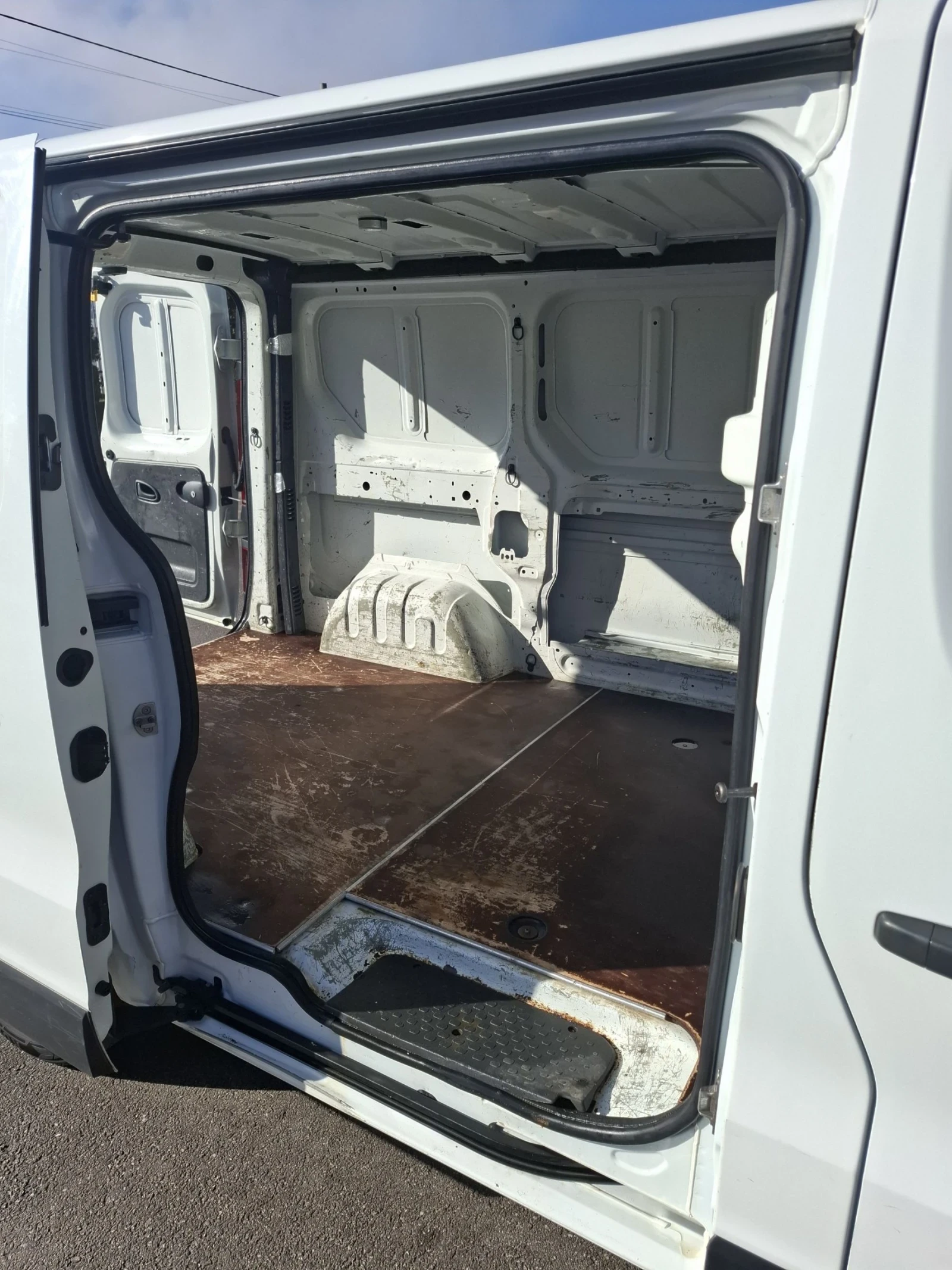 Renault Trafic  - изображение 10