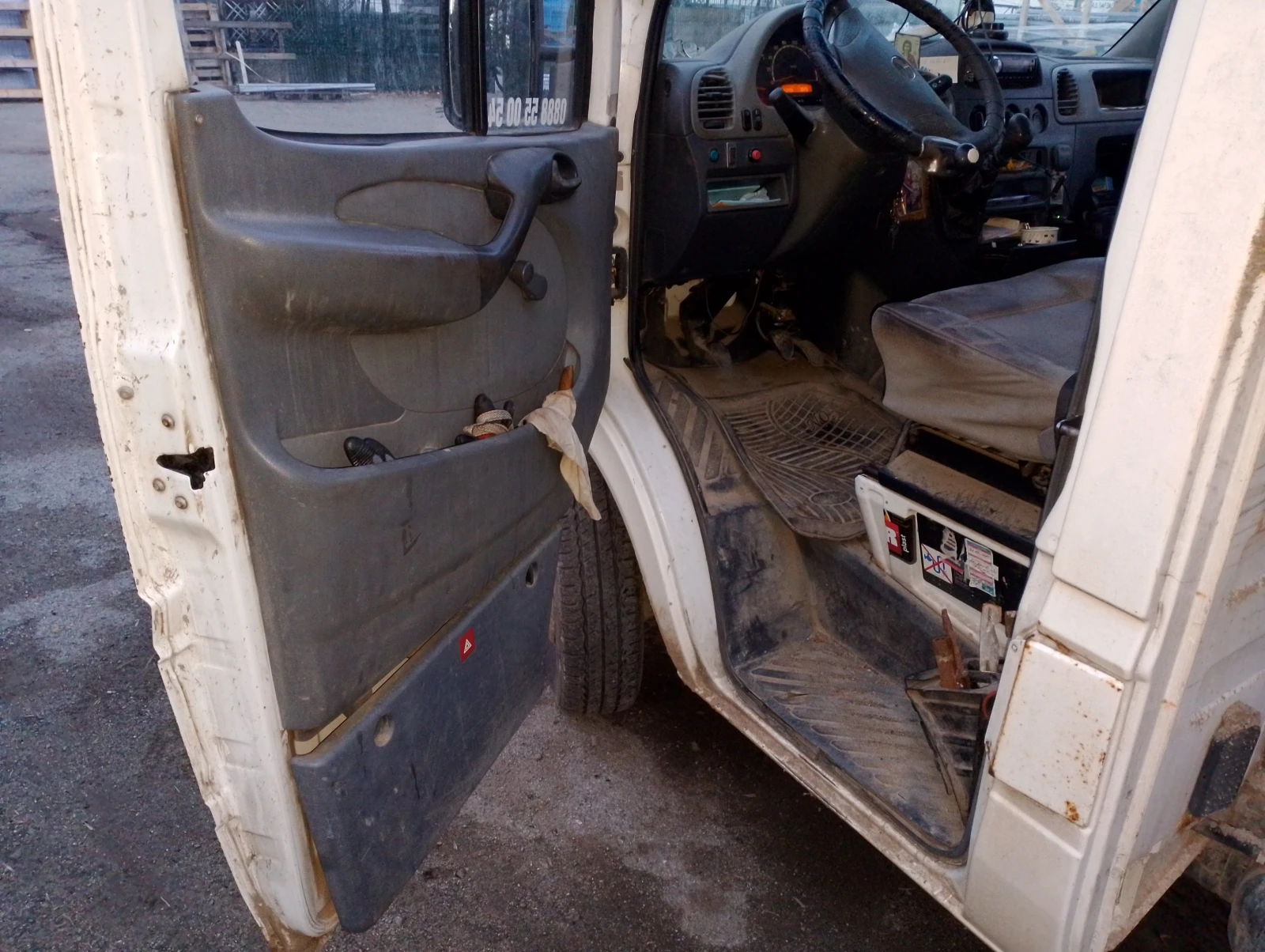 Mercedes-Benz Sprinter 411, снимка 8 - Бусове и автобуси - 53708306