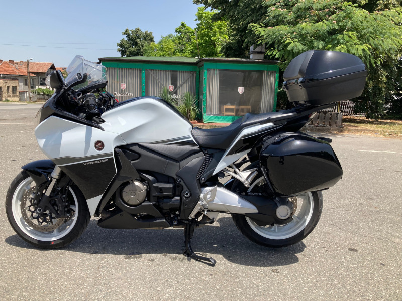 Honda Vfr 1200FD DCT, снимка 1 - Мотоциклети и мототехника - 46332999