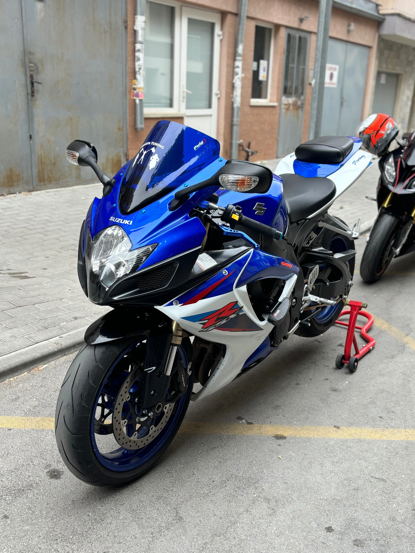 Suzuki Gsxr 600 - изображение 7