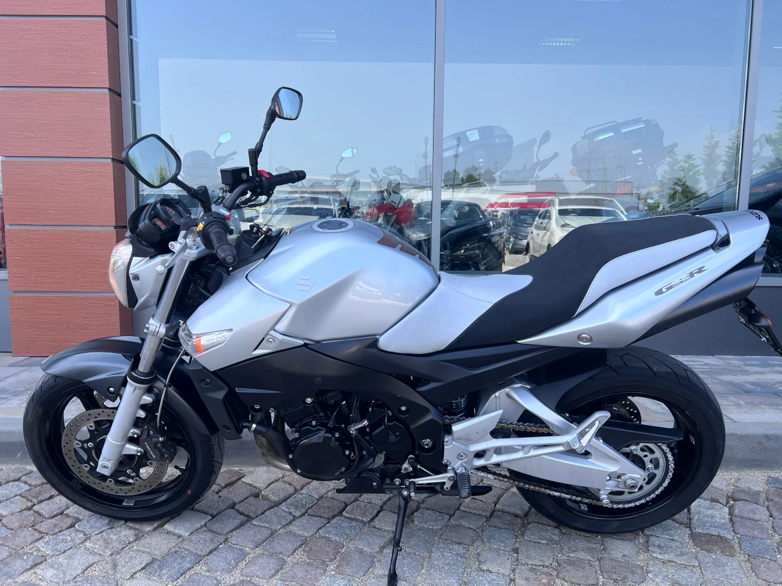 Suzuki Gsr 600 - изображение 4