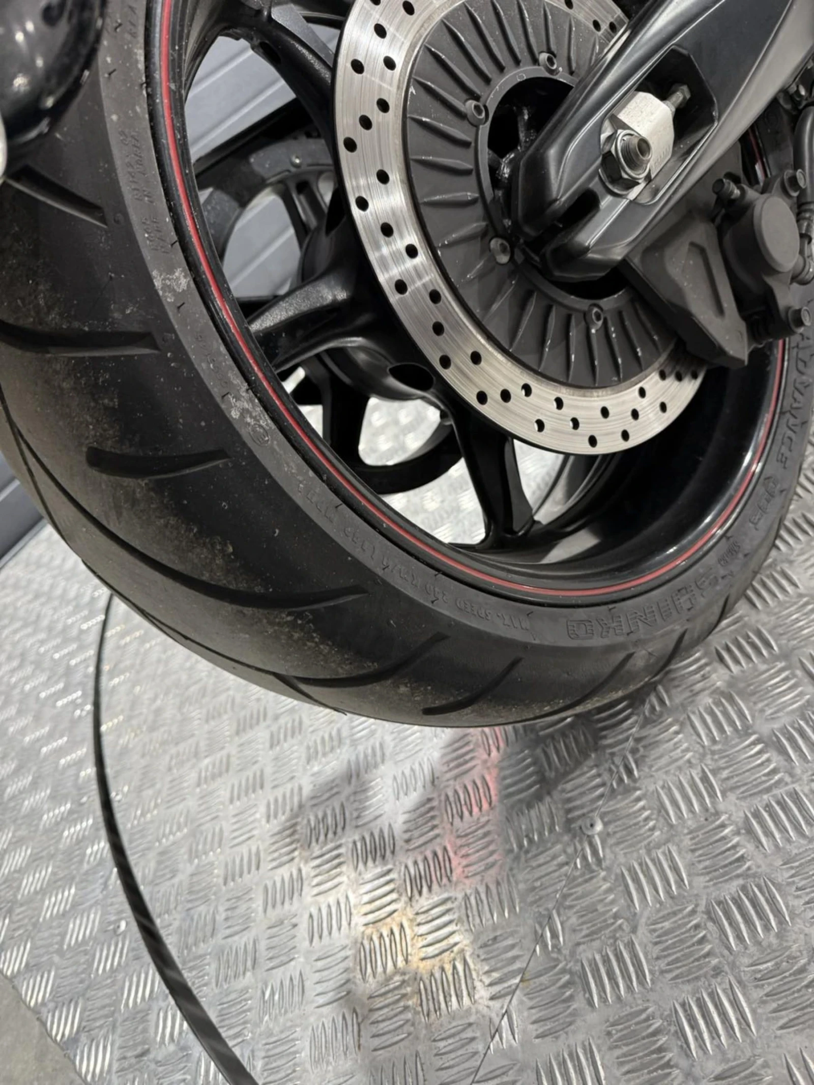 Yamaha Raider RED BARON, снимка 5 - Мотоциклети и мототехника - 53900226