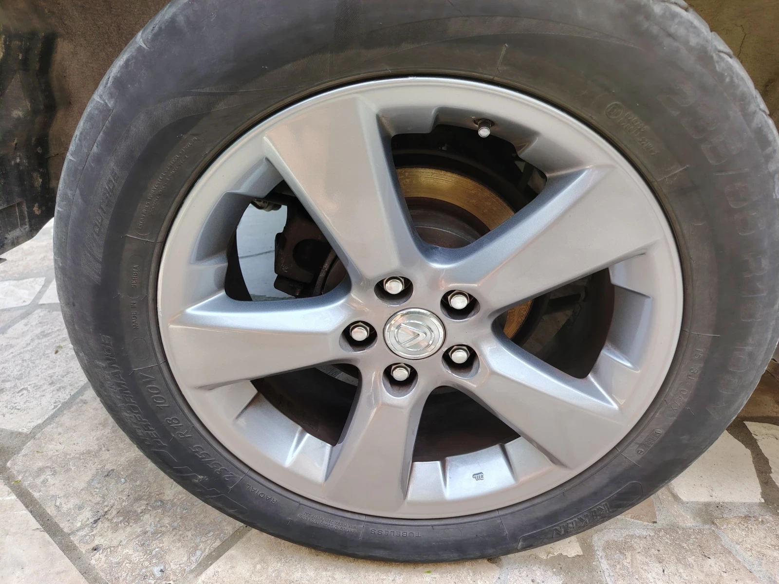    235/55R18 | Mobile.bg   2