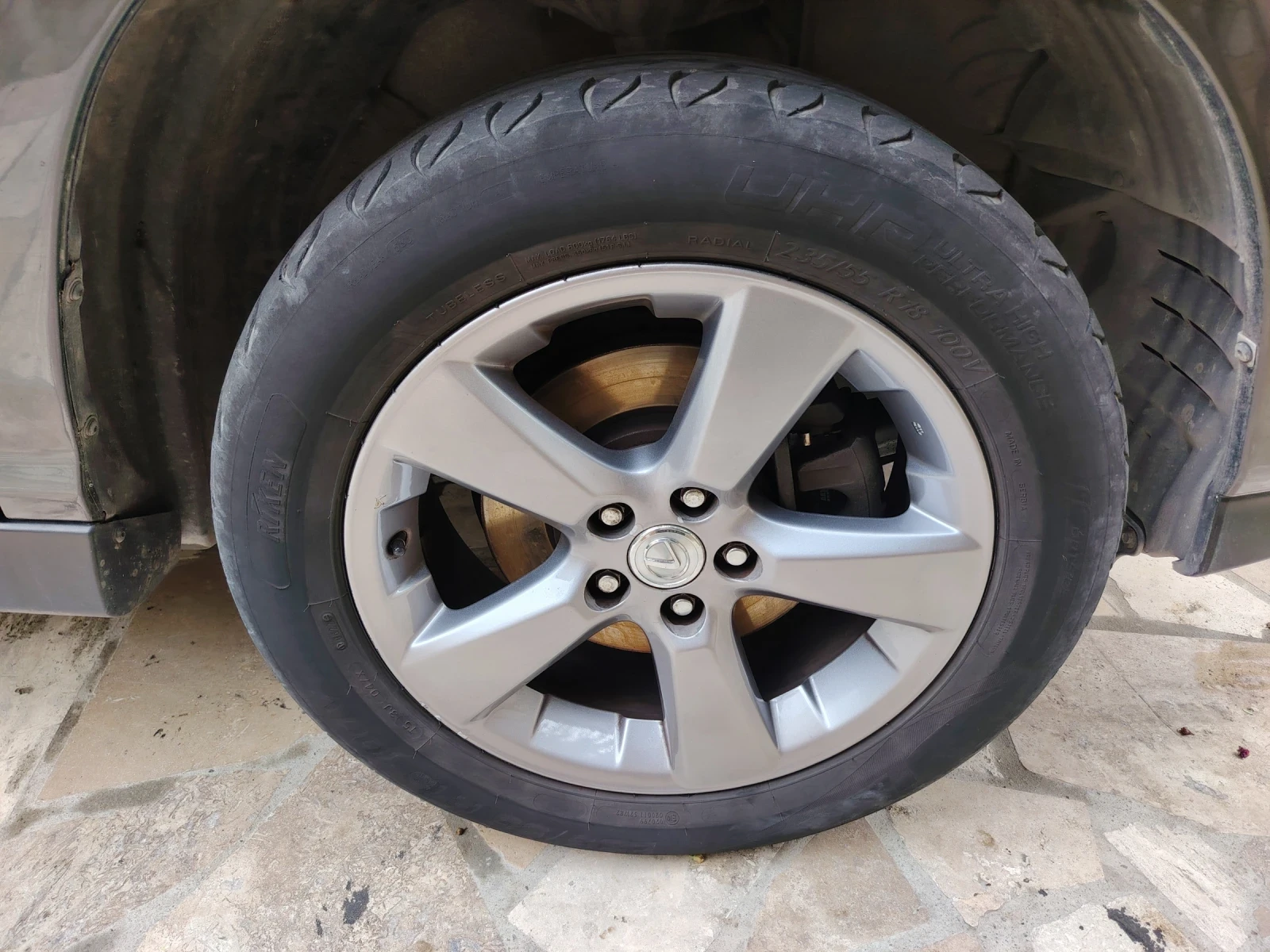    235/55R18 | Mobile.bg   1