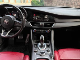 Alfa Romeo Giulia VELOCE/AWD/H&K/Distronic, снимка 10