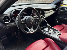 Alfa Romeo Giulia VELOCE/AWD/H&K/Distronic, снимка 8