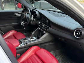 Alfa Romeo Giulia VELOCE/AWD/H&K/Distronic, снимка 9