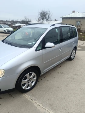 VW Touran 2.0tdi - 3500 € / 6845.40 лв. - 89890900 2
