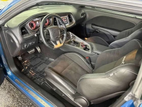 Dodge Challenger  SRT HELLCAT| PANO| KEYLESS GO| 3 КЛЮЧА| CARFAX|  | Auto.bg — изображение 10