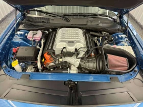 Dodge Challenger  SRT HELLCAT| PANO| KEYLESS GO| 3 КЛЮЧА| CARFAX|  | Auto.bg — изображение 8