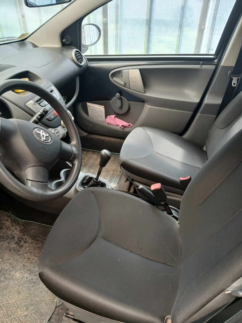 Toyota Aygo, снимка 2 - Автомобили и джипове - 47342566