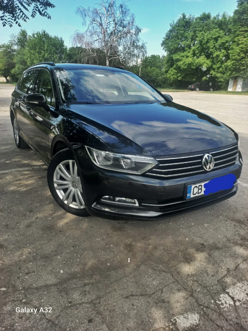 VW Passat Закупен от Порше Мобилити, снимка 1 - Автомобили и джипове - 48290195