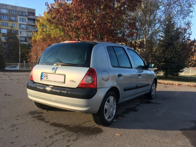 Renault Clio, снимка 4 - Автомобили и джипове - 48654403