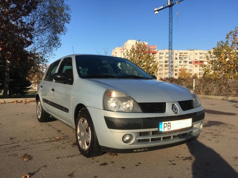 Renault Clio, снимка 2 - Автомобили и джипове - 48654403