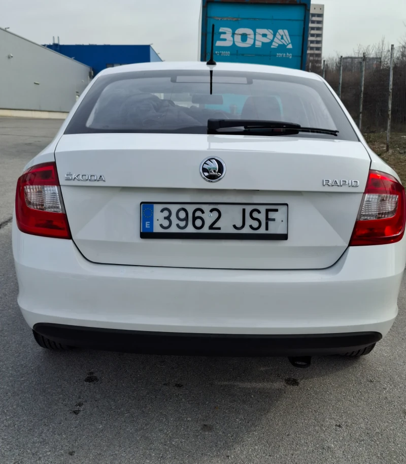 Skoda Rapid, снимка 4 - Автомобили и джипове - 49130280