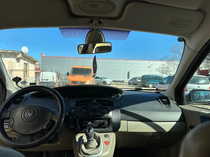 Renault Scenic 1.5dci, снимка 10 - Автомобили и джипове - 49420723