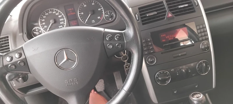 Mercedes-Benz A 160 Avantgarde, снимка 6 - Автомобили и джипове - 52556868