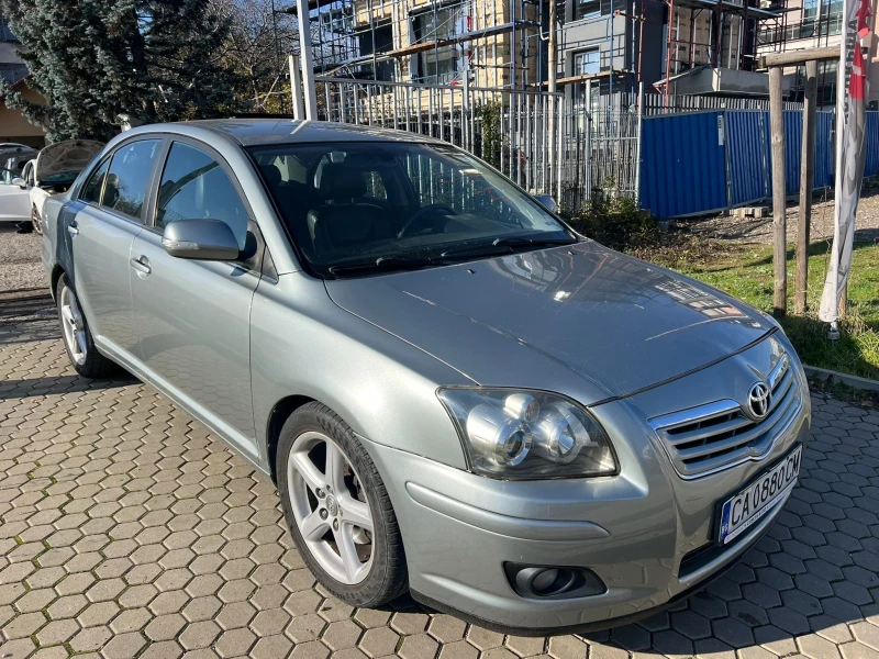 Toyota Avensis 2.2D-4D/КОЖА, снимка 2 - Автомобили и джипове - 52476815