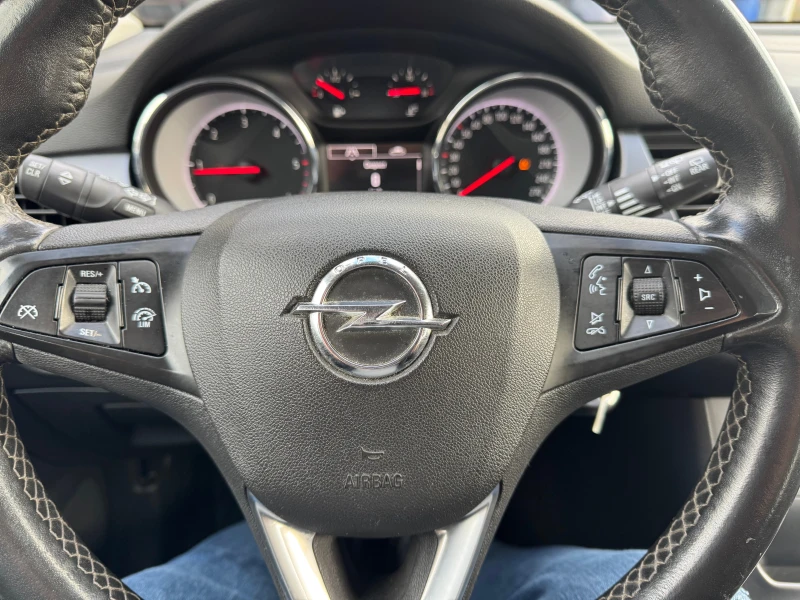 Opel Astra 1.6TDI-95кс, снимка 9 - Автомобили и джипове - 52727942