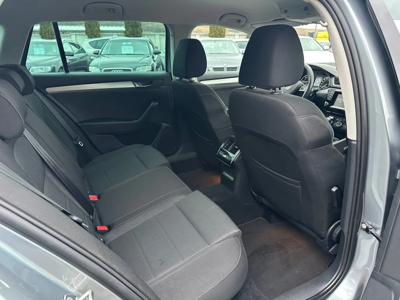 Skoda Superb 2.0TDI* 150kc* LED* NAVI* D&G* TOP* , снимка 7 - Автомобили и джипове - 53056058