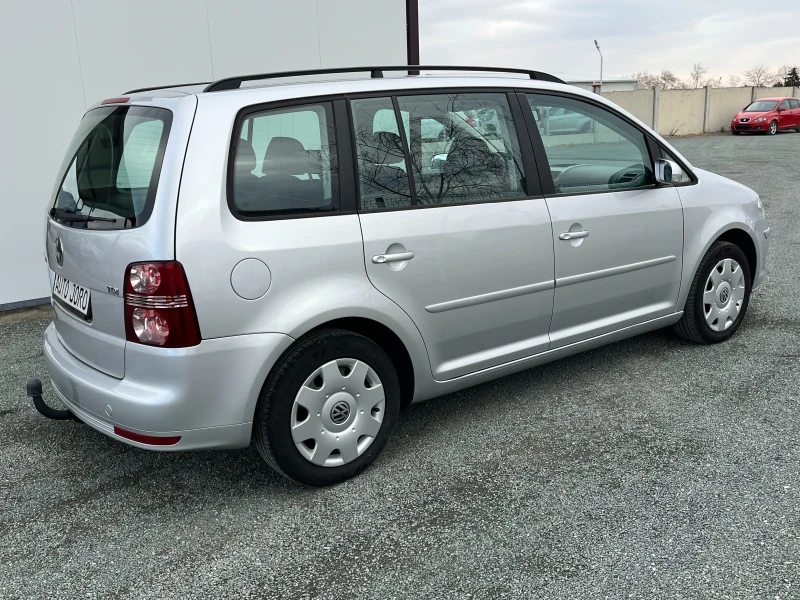 VW Touran 1.9TDI-105k.c.7места, снимка 5 - Автомобили и джипове - 53162212