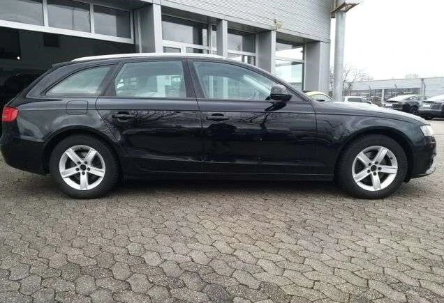 Audi A4 Avant, снимка 2 - Автомобили и джипове - 47256148